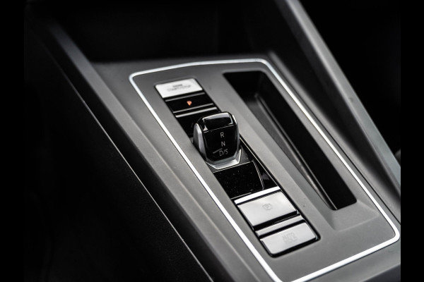 Volkswagen Golf 1.0 eTSI 110PK DSG Life Business | Carplay | Ambient | Camera