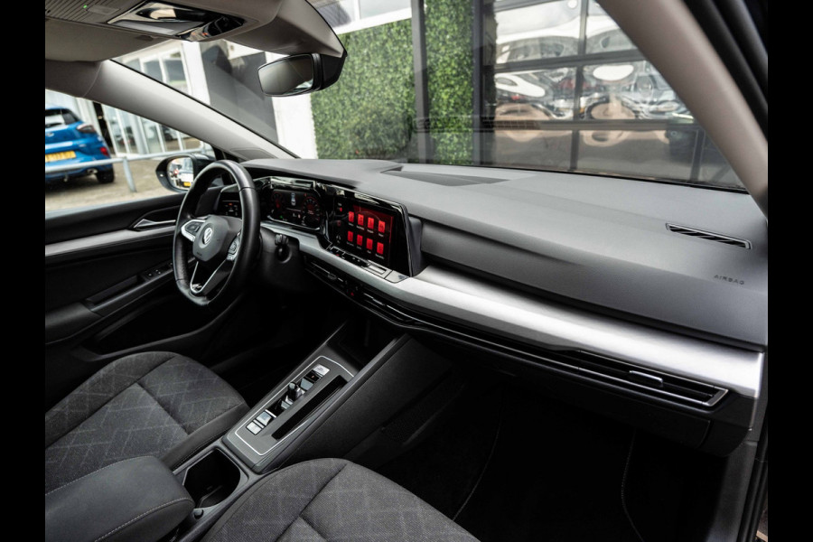 Volkswagen Golf 1.0 eTSI 110PK DSG Life Business | Carplay | Ambient | Camera