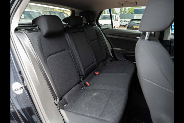 Volkswagen Golf 1.0 eTSI 110PK DSG Life Business | Carplay | Ambient | Camera