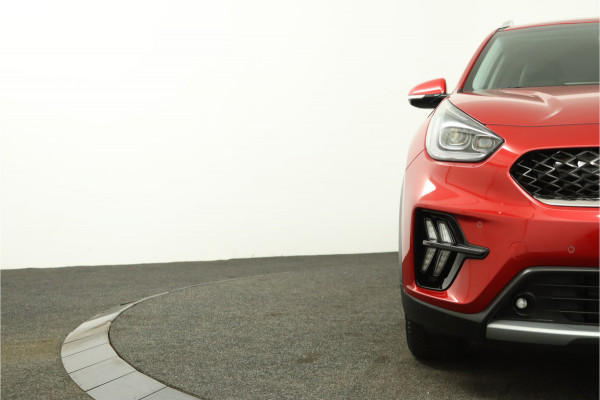Kia Niro 1.6 GDi PHEV DynamicPlusLine - Navigatie- Stoelverwarming- Stuurwielverwarming- Parkeersensoren - Fabrieksgarantie tot 2028