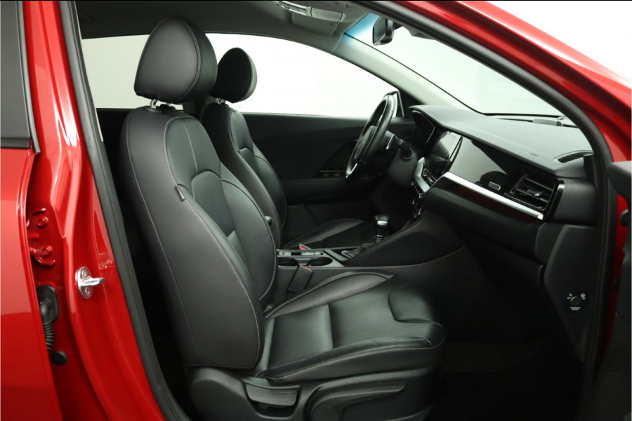 Kia Niro 1.6 GDi PHEV DynamicPlusLine - Navigatie- Stoelverwarming- Stuurwielverwarming- Parkeersensoren - Fabrieksgarantie tot 2028