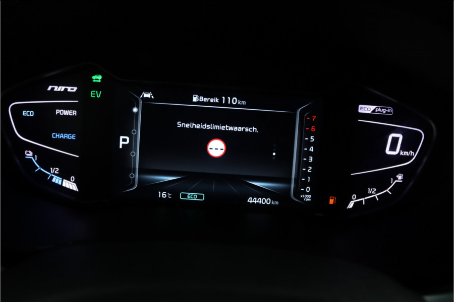 Kia Niro 1.6 GDi PHEV DynamicPlusLine - Navigatie- Stoelverwarming- Stuurwielverwarming- Parkeersensoren - Fabrieksgarantie tot 2028