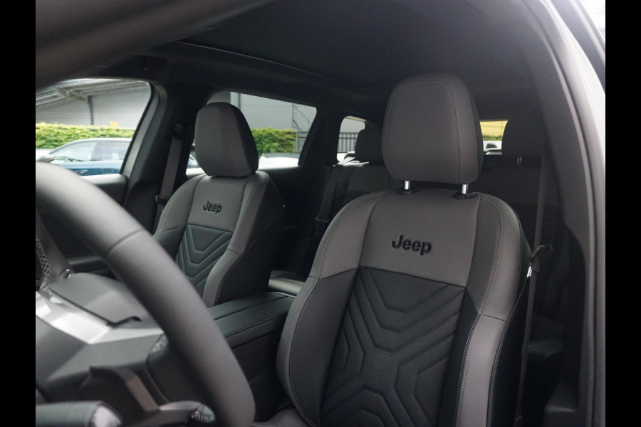 Jeep Compass First Edition 74 kWh | Uit voorraad leverbaar !| Adapt. Cruise | Camera | Carplay | 20" | Elektr. A-Klep | Navi | Winter Pack | Schuif/Kanteldak | Premium Pack | Conv. Pack | Warmtepomp