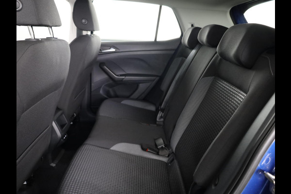 Volkswagen T-Cross 1.0 TSI R-Line 110PK | Automaat | Navigatie | Camera | Digitaal dashboard | Stoelverwarming