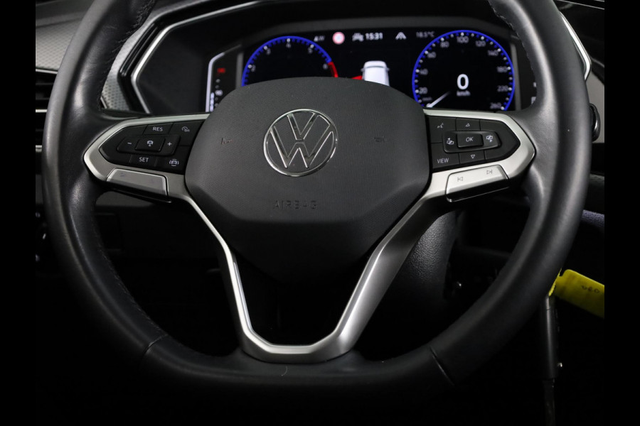 Volkswagen T-Cross 1.0 TSI R-Line 110PK | Automaat | Navigatie | Camera | Digitaal dashboard | Stoelverwarming