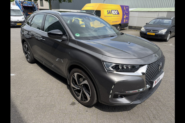 DS Ds 7 Crossback 180pk So Chic (Elektrisch Schuifdak - Trekhaak - Focal Electra - Stoelverwarming - 20"- Camera - LED - Navigatie - Draadloos lad