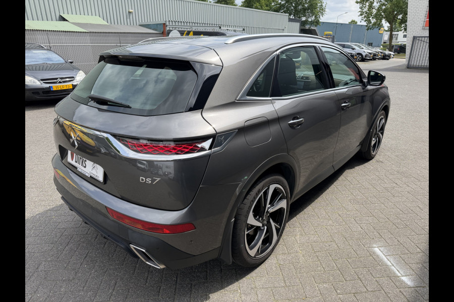 DS Ds 7 Crossback 180pk So Chic (Elektrisch Schuifdak - Trekhaak - Focal Electra - Stoelverwarming - 20"- Camera - LED - Navigatie - Draadloos lad