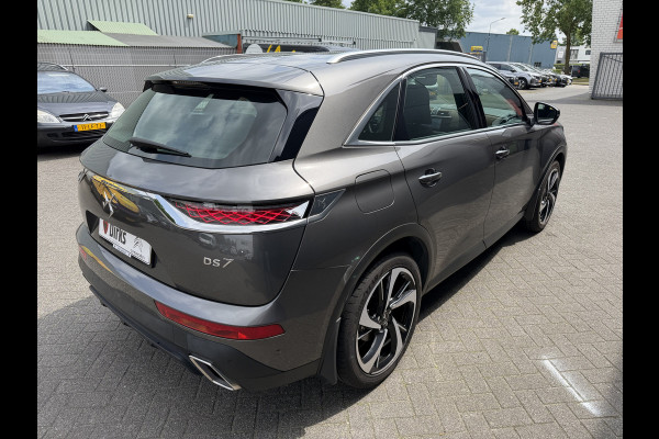 DS Ds 7 Crossback 180pk So Chic (Elektrisch Schuifdak - Trekhaak - Focal Electra - Stoelverwarming - 20"- Camera - LED - Navigatie - Draadloos lad