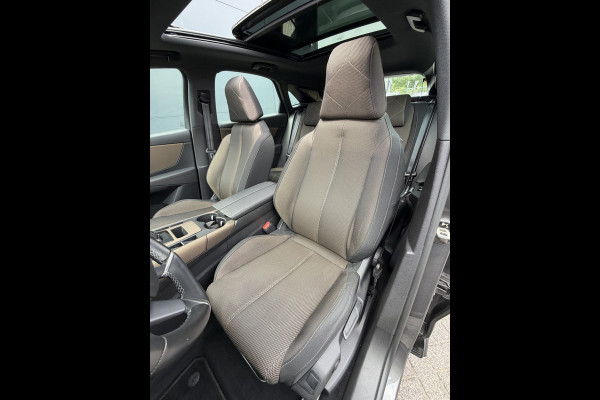 DS Ds 7 Crossback 180pk So Chic (Elektrisch Schuifdak - Trekhaak - Focal Electra - Stoelverwarming - 20"- Camera - LED - Navigatie - Draadloos lad