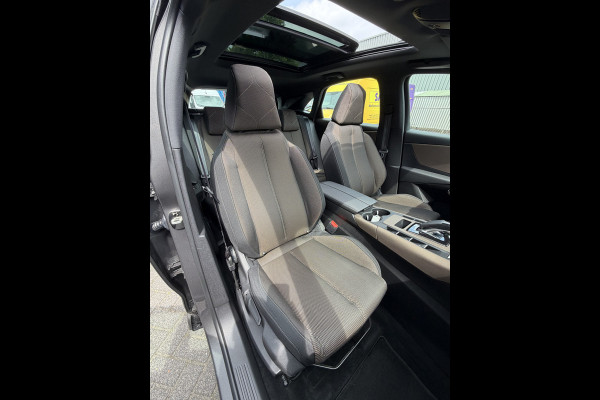 DS Ds 7 Crossback 180pk So Chic (Elektrisch Schuifdak - Trekhaak - Focal Electra - Stoelverwarming - 20"- Camera - LED - Navigatie - Draadloos lad