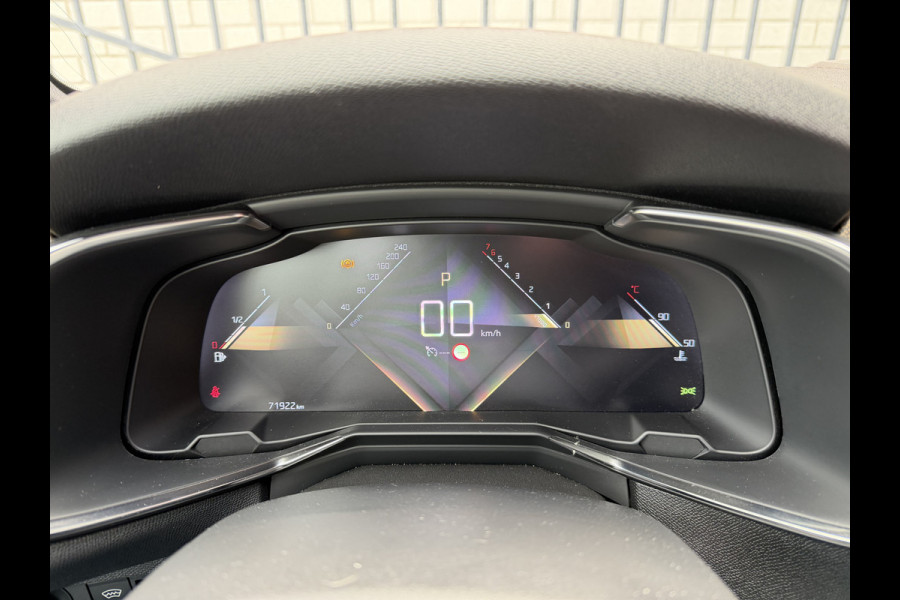 DS Ds 7 Crossback 180pk So Chic (Elektrisch Schuifdak - Trekhaak - Focal Electra - Stoelverwarming - 20"- Camera - LED - Navigatie - Draadloos lad