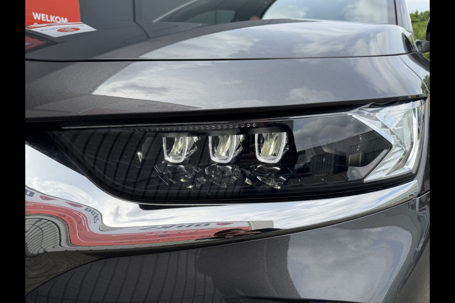DS Ds 7 Crossback 180pk So Chic (Elektrisch Schuifdak - Trekhaak - Focal Electra - Stoelverwarming - 20"- Camera - LED - Navigatie - Draadloos lad