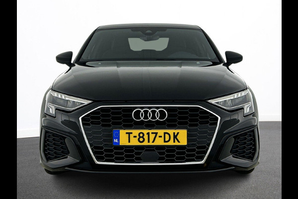 Audi A3 Limousine 30 TFSI S edition DEMO ! Navigatie Apple Carplay/Android Auto Parkeersensoren Adaptive Cruise Control Virtual Cockpit Climate Control Getinte ramen Lichtmetalen velgen