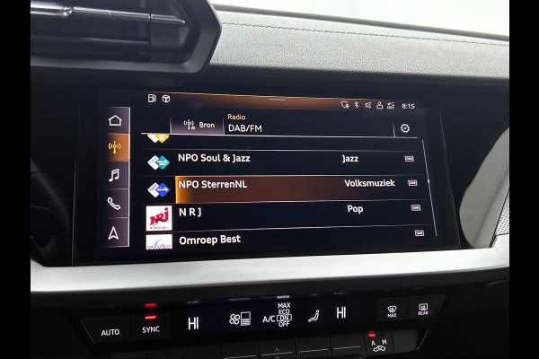 Audi A3 Limousine 30 TFSI S edition DEMO ! Navigatie Apple Carplay/Android Auto Parkeersensoren Adaptive Cruise Control Virtual Cockpit Climate Control Getinte ramen Lichtmetalen velgen