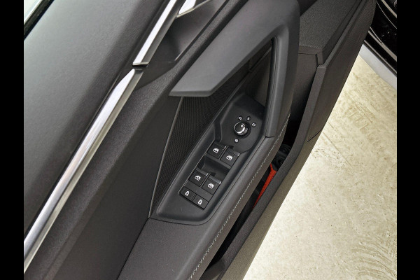 Audi A3 Limousine 30 TFSI S edition DEMO ! Navigatie Apple Carplay/Android Auto Parkeersensoren Adaptive Cruise Control Virtual Cockpit Climate Control Getinte ramen Lichtmetalen velgen