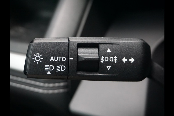 Jeep Compass First Edition 74 kWh | Uit voorraad leverbaar !| Adapt. Cruise | Camera | Carplay | 20" | Elektr. A-Klep | Navi | Winter Pack | Schuif/Kanteldak | Premium Pack | Conv. Pack | Warmtepomp