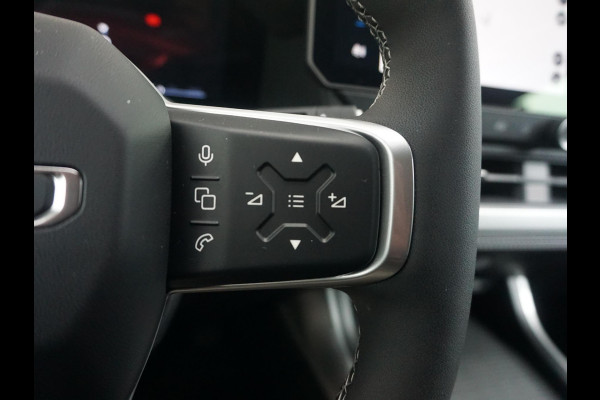 Jeep Compass First Edition 74 kWh | Uit voorraad leverbaar !| Adapt. Cruise | Camera | Carplay | 20" | Elektr. A-Klep | Navi | Winter Pack | Schuif/Kanteldak | Premium Pack | Conv. Pack | Warmtepomp