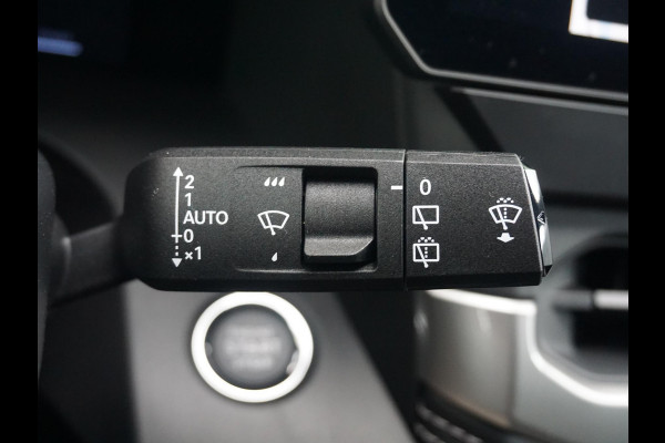Jeep Compass First Edition 74 kWh | Uit voorraad leverbaar !| Adapt. Cruise | Camera | Carplay | 20" | Elektr. A-Klep | Navi | Winter Pack | Schuif/Kanteldak | Premium Pack | Conv. Pack | Warmtepomp