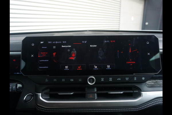 Jeep Compass First Edition 74 kWh | Uit voorraad leverbaar !| Adapt. Cruise | Camera | Carplay | 20" | Elektr. A-Klep | Navi | Winter Pack | Schuif/Kanteldak | Premium Pack | Conv. Pack | Warmtepomp