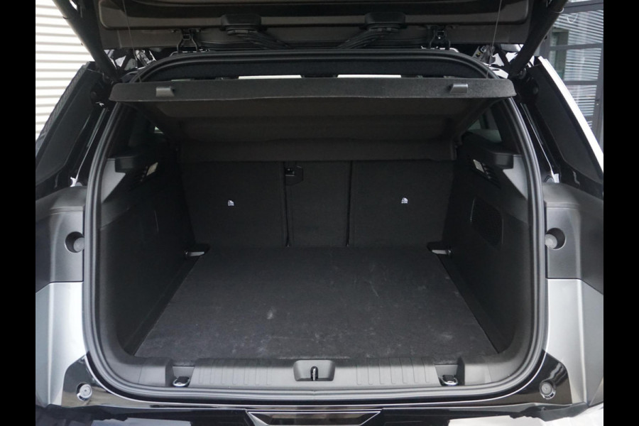 Jeep Compass First Edition 74 kWh | Uit voorraad leverbaar !| Adapt. Cruise | Camera | Carplay | 20" | Elektr. A-Klep | Navi | Winter Pack | Schuif/Kanteldak | Premium Pack | Conv. Pack | Warmtepomp