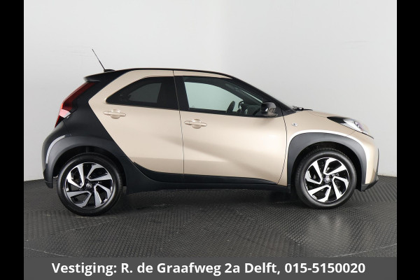 Toyota Aygo X 1.0 VVT-i S-CVT Pulse Automaat | Stoelverwarming | Apple Carplay & AndroidAUTO | Camera | Privacy Glass |