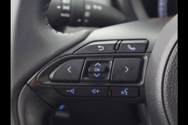 Toyota Aygo X 1.0 VVT-i S-CVT Pulse Automaat | Stoelverwarming | Apple Carplay & AndroidAUTO | Camera | Privacy Glass |