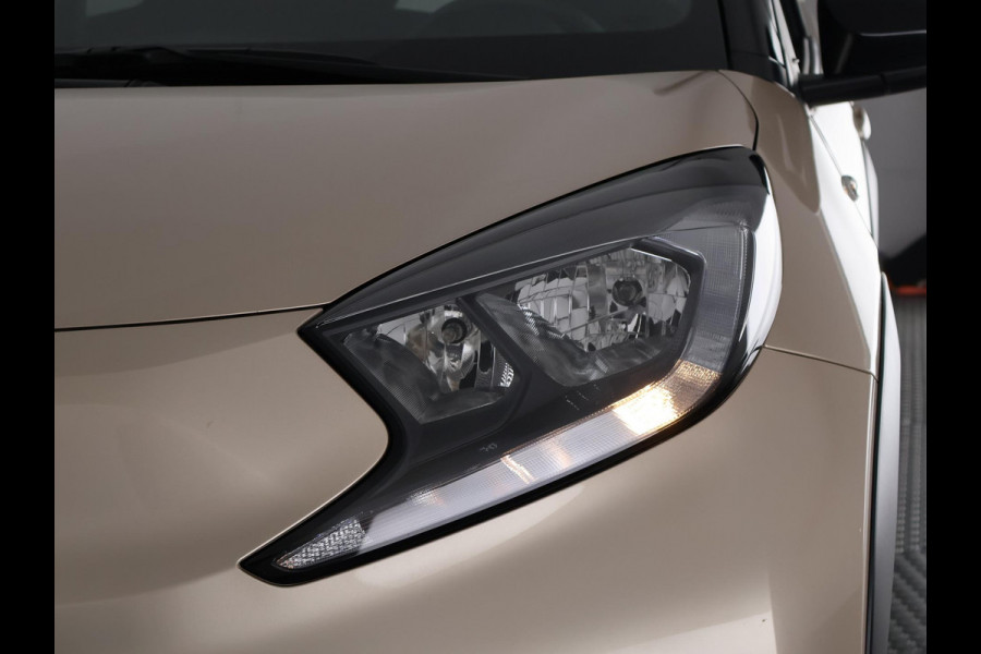 Toyota Aygo X 1.0 VVT-i S-CVT Pulse Automaat | Stoelverwarming | Apple Carplay & AndroidAUTO | Camera | Privacy Glass |