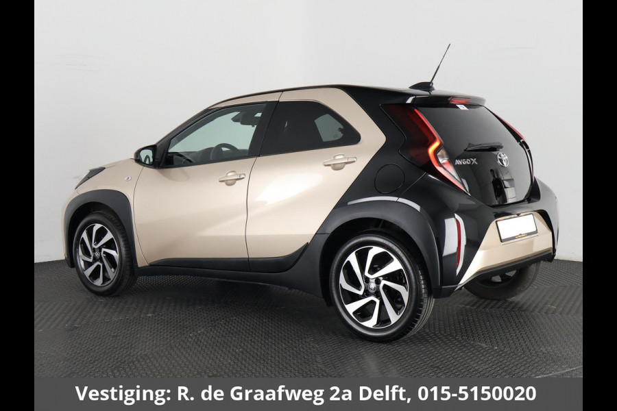 Toyota Aygo X 1.0 VVT-i S-CVT Pulse Automaat | Stoelverwarming | Apple Carplay & AndroidAUTO | Camera | Privacy Glass |