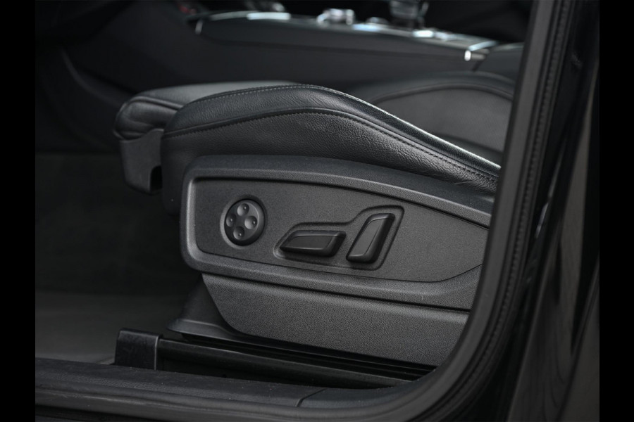 Audi Q5 3.0 TFSI SQ5 quattro Pro Line Plus | Stoelverwarming | Stoelverkoeling | Panoramadak | Head-up | Camera | B&O | Carbon inleg | Stuurverwarming | Elektrisch verst. stuur