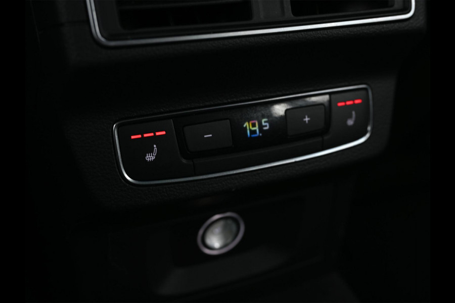 Audi Q5 3.0 TFSI SQ5 quattro Pro Line Plus | Stoelverwarming | Stoelverkoeling | Panoramadak | Head-up | Camera | B&O | Carbon inleg | Stuurverwarming | Elektrisch verst. stuur