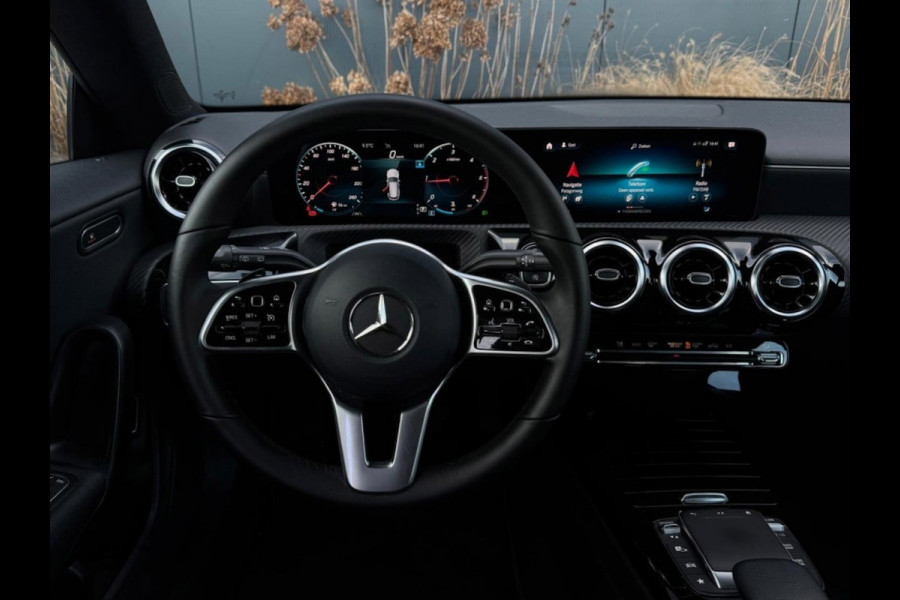 Mercedes-Benz CLA-Klasse Shooting Brake 180 d Business Solution | Widescreen | Camera