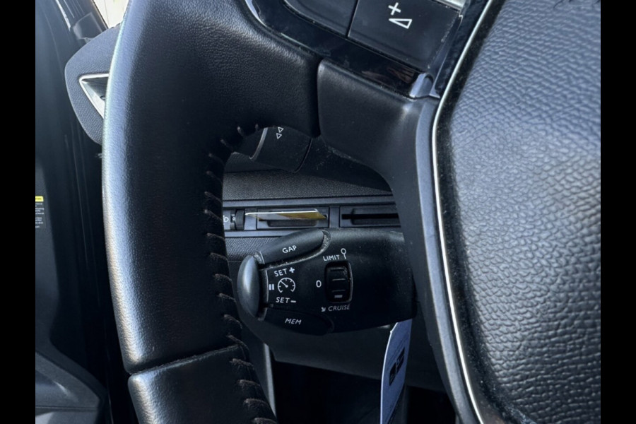 Peugeot 3008 1.2 PureTech Allure | Camera | Cruise Control | PDC
