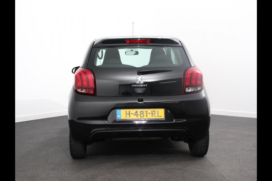 Peugeot 108 1.0 e-VTi Blue Lease Executive Navigatie Apple Carplay/Android Auto Climate Control Camera Lichtmetalen Velgen Lederen stuurwiel