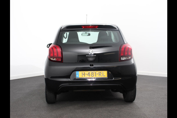 Peugeot 108 1.0 e-VTi Blue Lease Executive Navigatie Apple Carplay/Android Auto Climate Control Camera Lichtmetalen Velgen Lederen stuurwiel