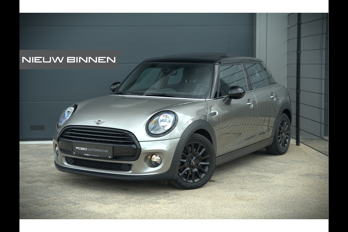 MINI Mini 1.5 Cooper Pepper | Panoramadak | Cruise Control | Apple Carplay | Navigatie | Climate Control | NAP | Dealer Onderhouden | Keyless | Automaat