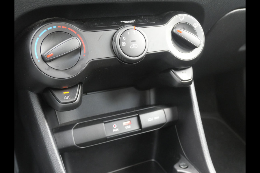 Kia Picanto 1.0 MPi Black & Yellow | Carplay | Airco | 16''LM |