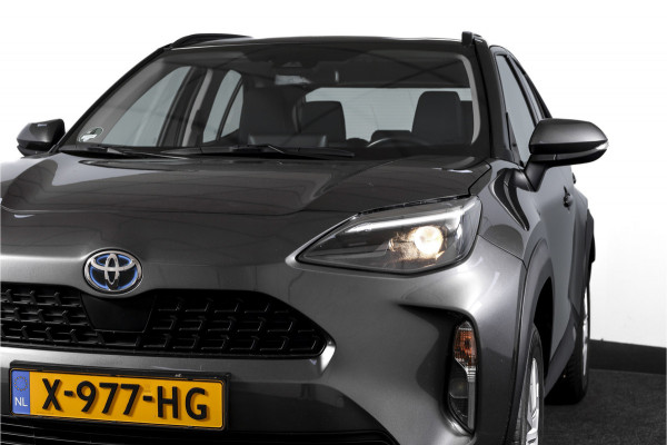 Toyota Yaris Cross 1.5 Hybrid 116 PK Active Orig. NL | Afn. Trekhaak | Adapt. Cruise | Camera | App. Connect | ECC | DAB | LM 16" |