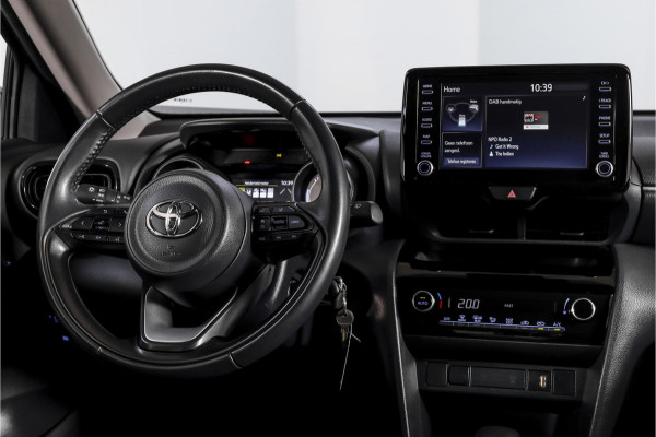 Toyota Yaris Cross 1.5 Hybrid 116 PK Active Orig. NL | Afn. Trekhaak | Adapt. Cruise | Camera | App. Connect | ECC | DAB | LM 16" |