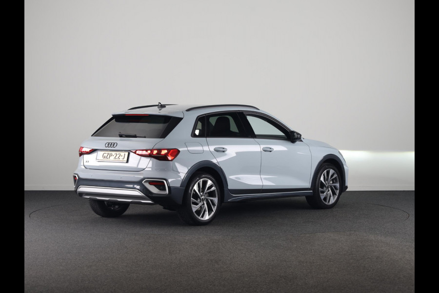 Audi A3 allstreet 35 TFSI Advanced edition 150PK S-tronic | Ambient + | Elektrische verstelbare stoel | Elektrische achterklep | Parkeersensoren voor + achter |