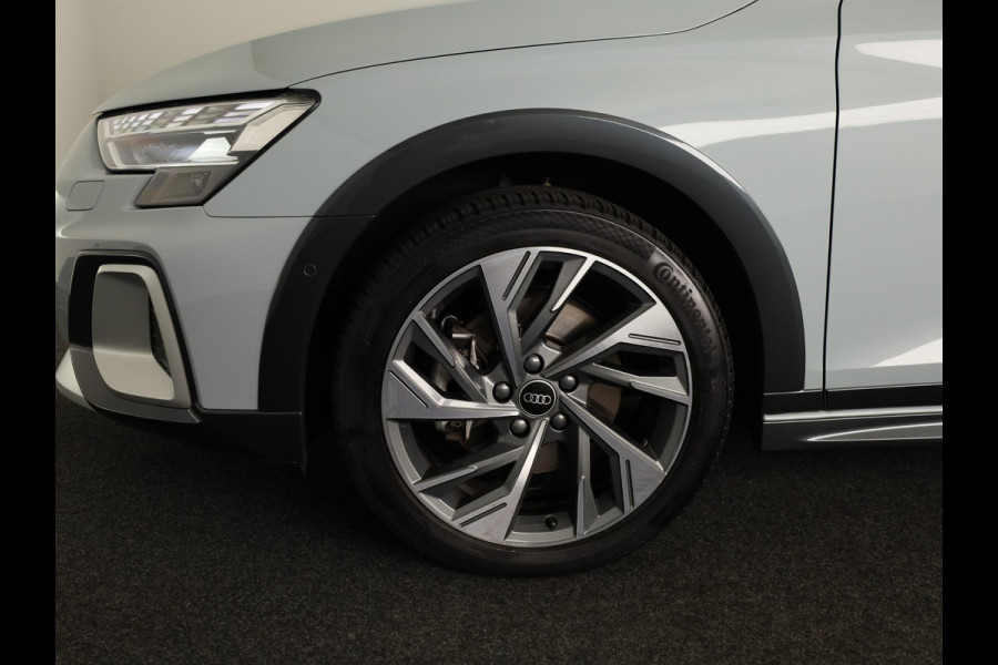 Audi A3 allstreet 35 TFSI Advanced edition 150PK S-tronic | Ambient + | Elektrische verstelbare stoel | Elektrische achterklep | Parkeersensoren voor + achter |