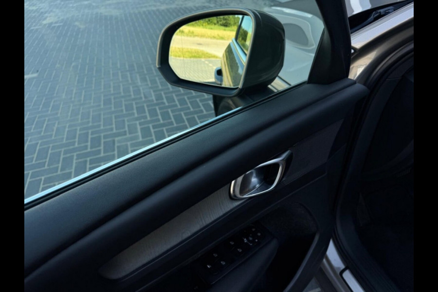 Volvo XC40 T5 Recharge 1.5 PHEV Inscription | Leder | Cruise
