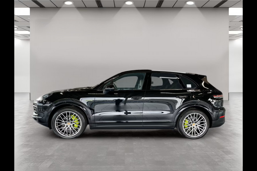 Porsche Cayenne 3.0 E-Hybrid Platinum Edition | PANORAMADAK | TREKHAAK | BOSE | LUCHTVERING |