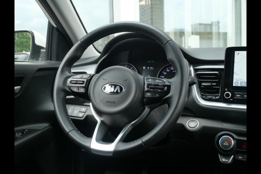 Kia Stonic 1.0 T-GDi MHEV DynamicPlusLine | Keyless | CLima | Carplay | Privacy glass |