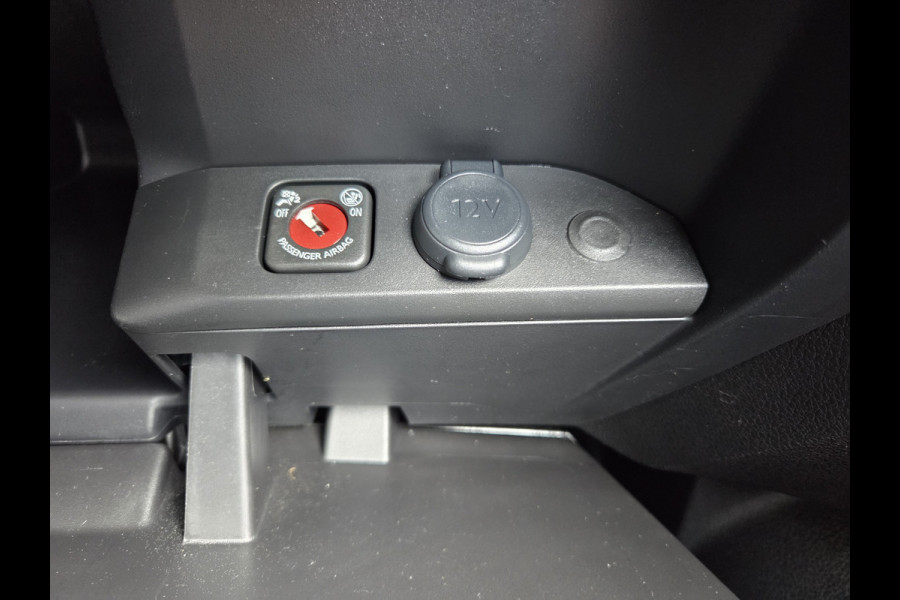 Opel e-Vivaro /Peugeot e-Expert Long L3 75 kWh Panoramazichtsysteem Stoelverwarming Airco Achteruitrijcamera