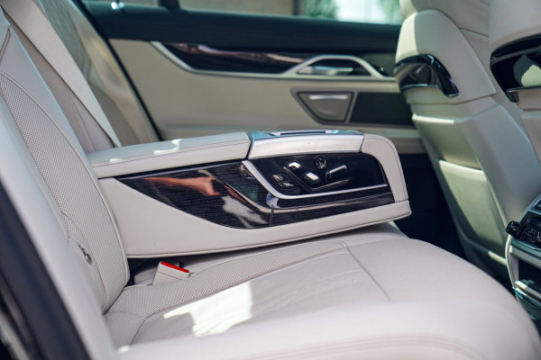 BMW 7 Serie 745e High Executive | 360 Camera | Head Up Display | Harman/Kardon | Stuurwielverwarming | Stoelverkoeling
