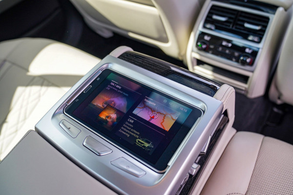 BMW 7 Serie 745e High Executive | 360 Camera | Head Up Display | Harman/Kardon | Stuurwielverwarming | Stoelverkoeling