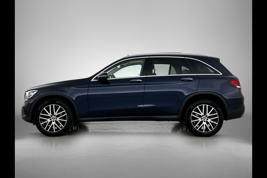 Mercedes-Benz GLC 300e 4MATIC Business Solution Luxury / Trekhaak / 360camera / Navi / Panorama dak / Leder Bicolor / Apk 11-2027