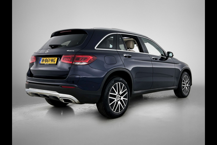 Mercedes-Benz GLC 300e 4MATIC Business Solution Luxury / Trekhaak / 360camera / Navi / Panorama dak / Leder Bicolor / Apk 11-2027