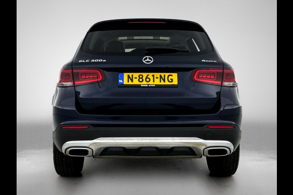 Mercedes-Benz GLC 300e 4MATIC Business Solution Luxury / Trekhaak / 360camera / Navi / Panorama dak / Leder Bicolor / Apk 11-2027