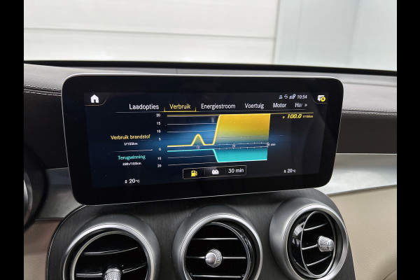 Mercedes-Benz GLC 300e 4MATIC Business Solution Luxury / Trekhaak / 360camera / Navi / Panorama dak / Leder Bicolor / Apk 11-2027